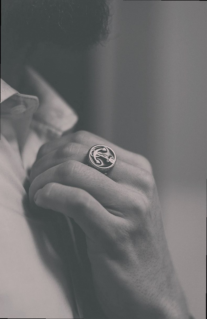 hand, ring, shirt, buttons, collar